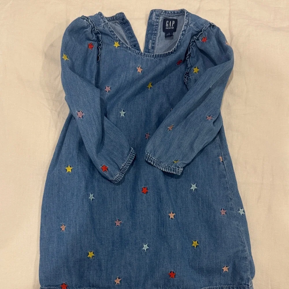 Assorted Kids' Clothing Bundle - Picture 13 of 13